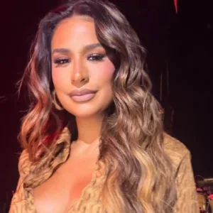 Simone Mendes ficou em hotel alvo de ataques do Irã em Dubai