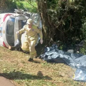 Acidente envolvendo veículo de Prefeitura de SC deixa quatro mortos na PR-158 - Imagem: Redes sociais