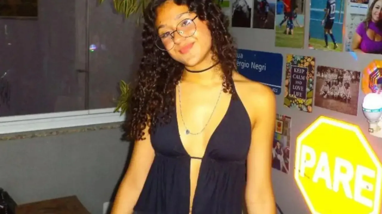 Adolescente desaparecida após sair de cursinho é encontrada morta