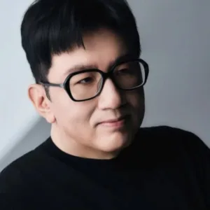 Bang Si-hyuk, presidente da HYBE, é alvo de mandado de prisão na Coreia do Sul