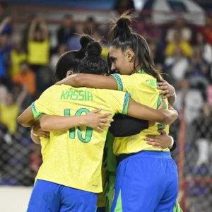 Brasil vence Colômbia em amistoso de futsal feminino em Lages