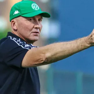 Chapecoense demite Gilmar Dal Pozzo após goleada