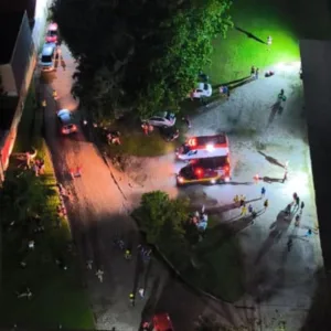 Estrutura de prédio cede e deixa feridos no Centro de Itajaí - Imagem divulgação