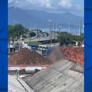 Do cinema, para vida real, o 'Homem-Aranha'do crime nos telhados em Florianópolis