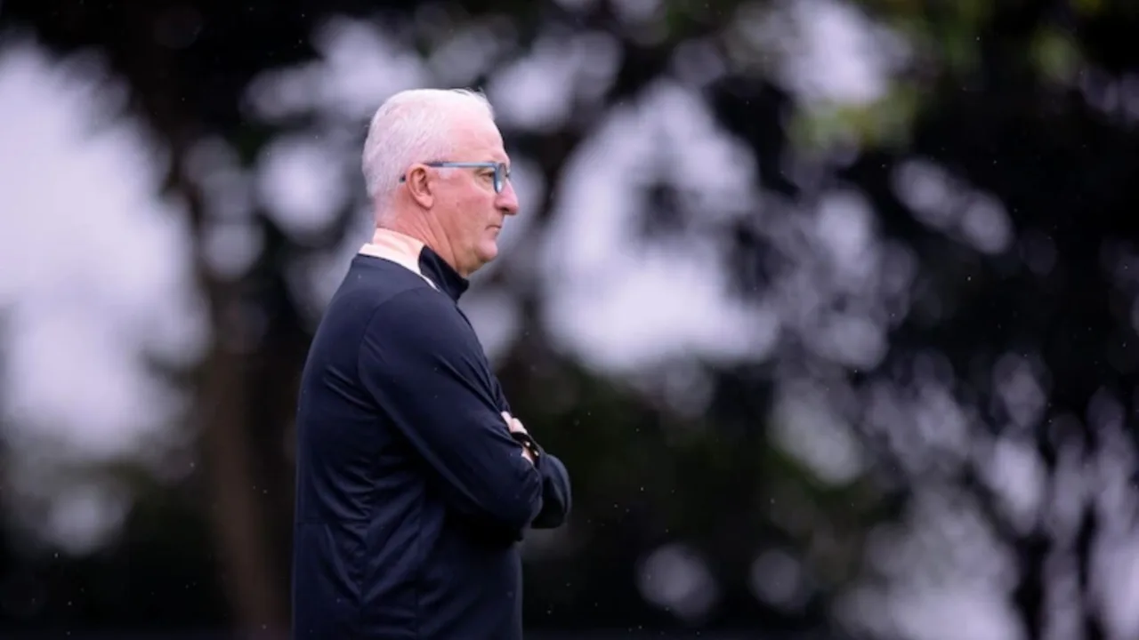 Dorival Júnior é demitido do Corinthians