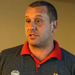 Figueirense acerta com técnico Raul Cabral.| Foto: Gustavo Mejía/Assesssoria HL/Divulgação/Reprodução