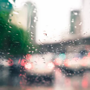 Frente fria muda o tempo no domingo de Páscoa em SC