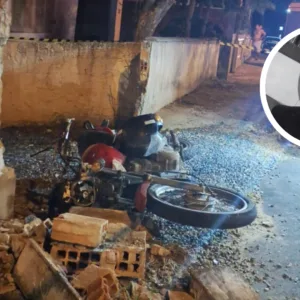 Identificado motociclista que morreu após bater contra muro em SC