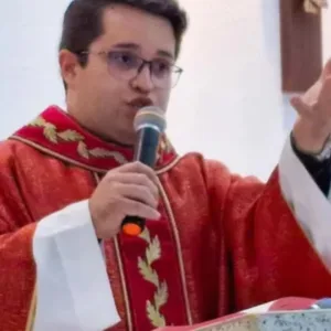 'Já enterraram' padre pode pagar multa se não pedir desculpas por fala sobre Preta Gil