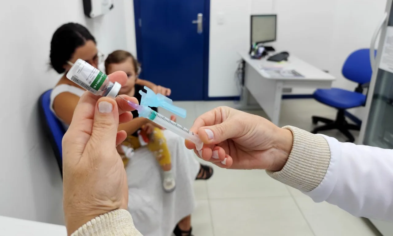 Veja onde se vacinar contra a gripe neste fim de semana em Joinville
