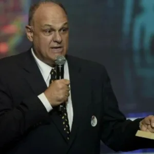 Morre ídolo do basquete brasileiro, Oscar Schmidt, aos 68 anos