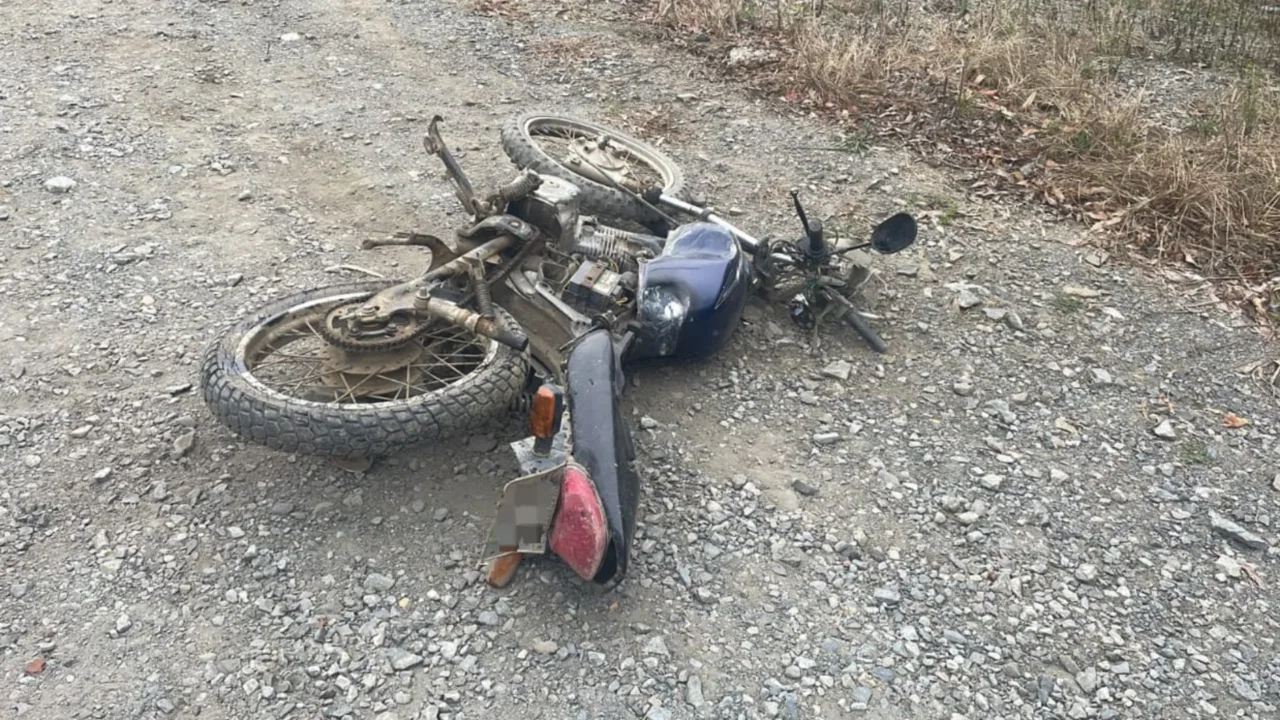 Motociclista morre após grave colisão na SC-110
