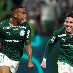 Palmeiras bate o Grêmio e emplaca quarta vitória seguida no Brasileirão