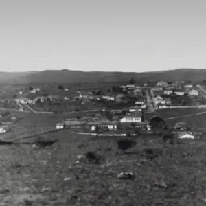 Ponte Hercílio Luz manteve capital na Ilha e barrou mudança para Lages