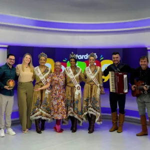 Realezas da Festa do Pinhão participam do programa ‘A Tarde é Nossa’ | Foto: SCC10