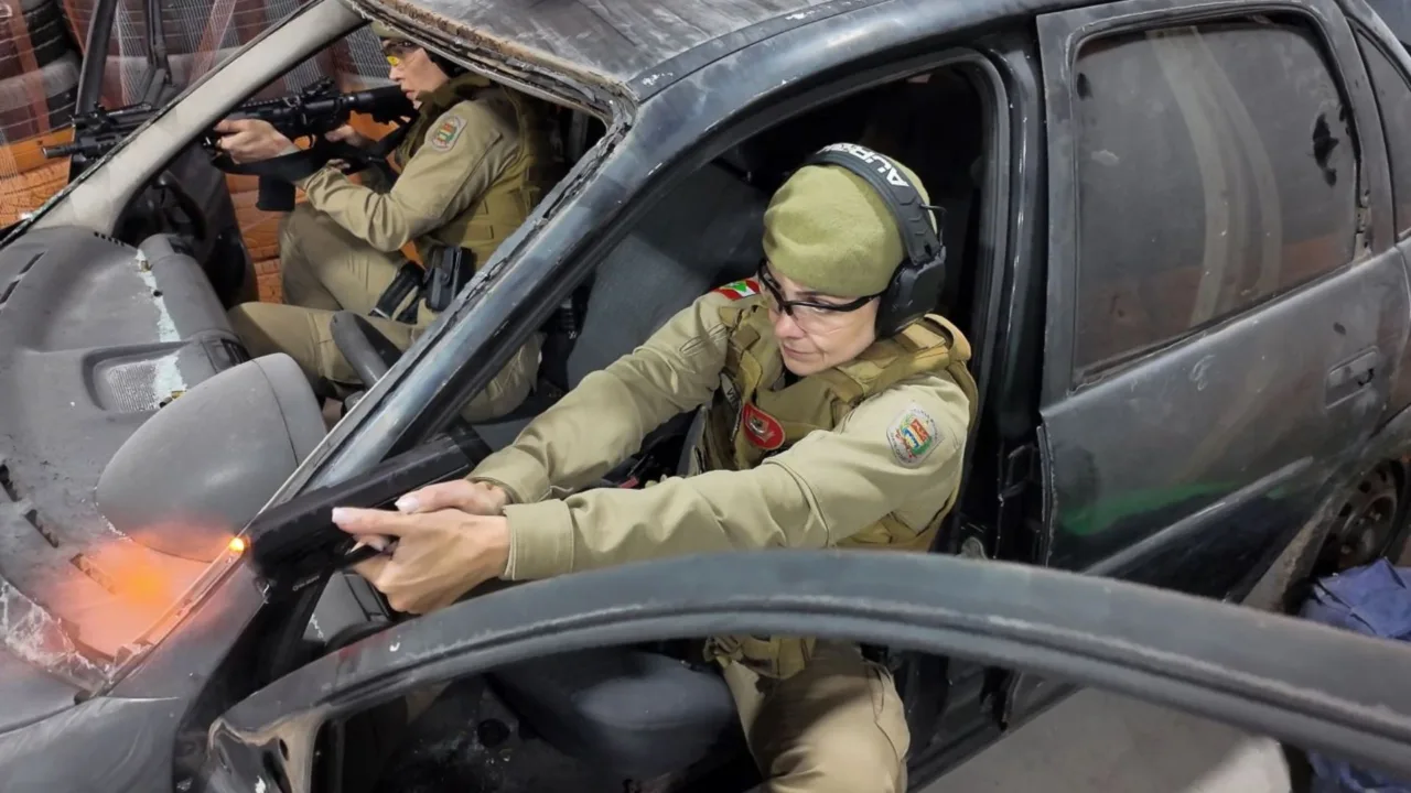 SC investe R$ 6,7 milhões em treino com armas para policiais