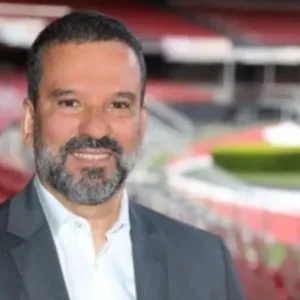 São Paulo analisa afastamento de dirigente após denúncias