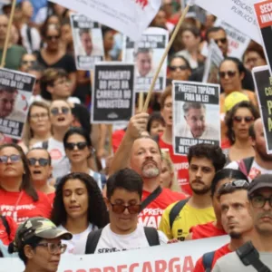Servidores municipais de Florianópolis entram em greve nesta quinta (23)