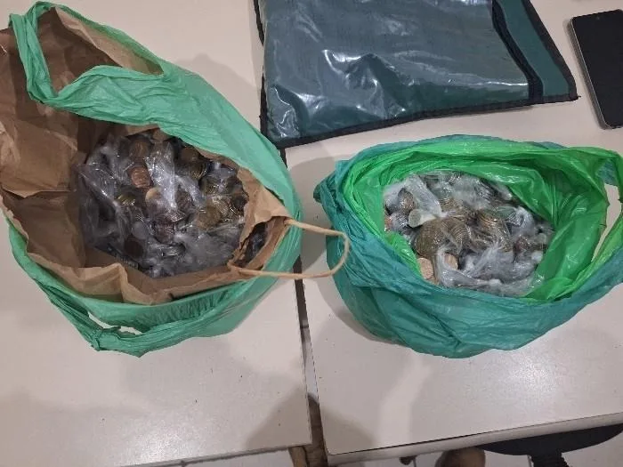 Suspeitos de roubo a farmácia morrem em confronto com a PM em SC