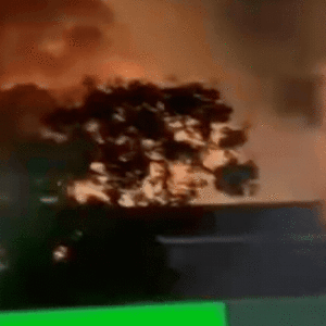 VÍDEO: Incêndio em subestação de energia faz noite virar dia e assusta moradores em SC