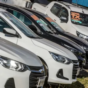 Venda de veículos dispara 45,6% em março | Foto: Rafa Neddermeyer/Agência Brasil