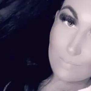 Cílios postiços escondem tumor cerebral por meses | Foto: Reprodução/Redes Sociais