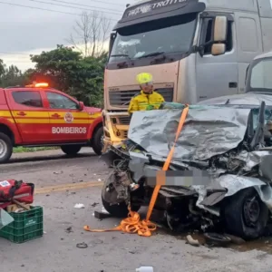 Acidente deixa dois mortos na BR-280 em Araquari