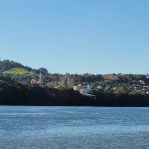 Adolescente foge a nado com drogas no Rio Uruguai | Foto: Divulgação