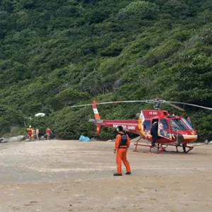 Afogamento em Florianópolis mobiliza moto aquática e helicóptero dos Bombeiros | Foto: CBMSC | Reprodução