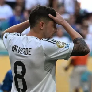 Após confusão em treino do Real Madrid, Valverde vai ao hospital