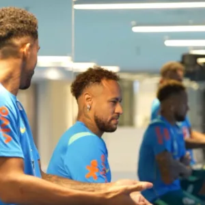 Após polêmica, Santos fala sobre lesão de Neymar na Seleção
