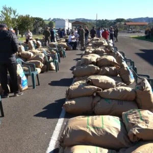 Campanha do Agasalho realiza entrega de donativos em Lages | Foto: Grupo SCC