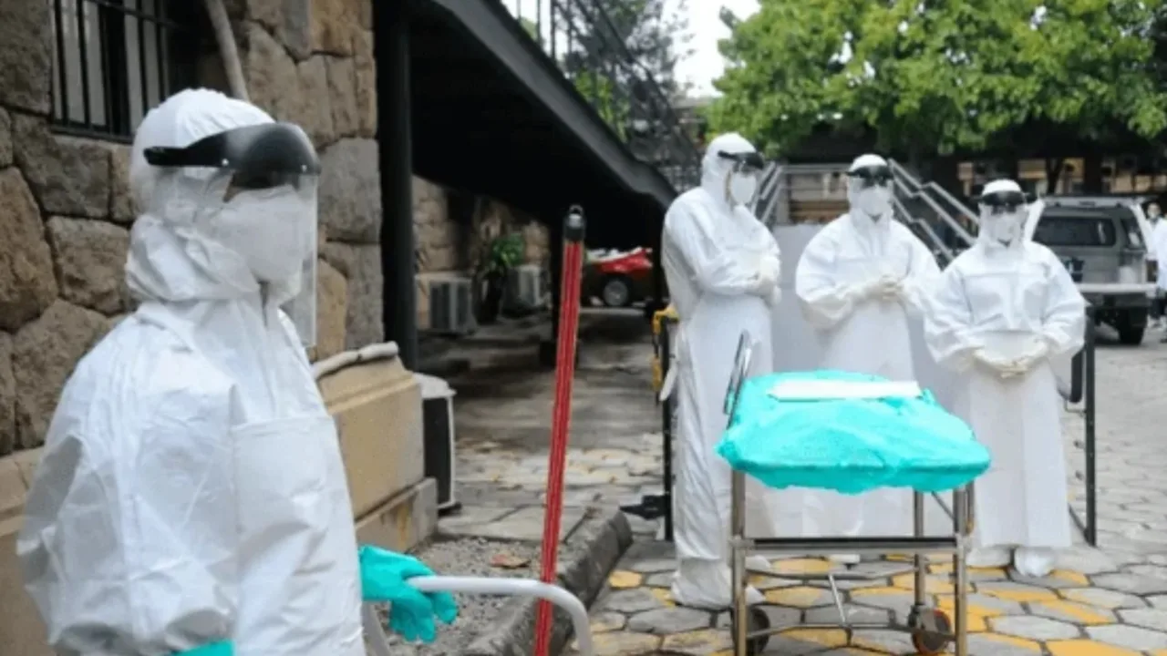 Congo registra 516 casos suspeitos de Ebola e 131 mortes, alerta OMS