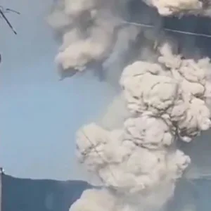 Explosão em fábrica de fogos de artifício deixa mais de 20 mortos na China | Foto: Reprodução/Redes Sociais, via SBT News