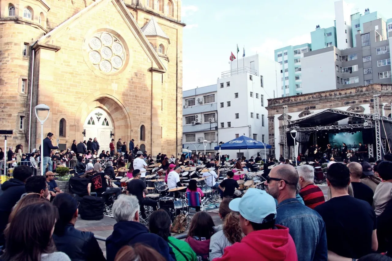 Festa do Pinhão registra grande público no fim de semana