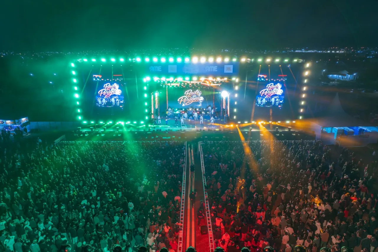 Festa do Pinhão reúne 20 mil pessoas na primeira noite