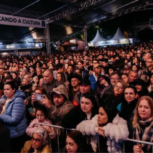 Festa do Pinhão reúne mais de 10 mil pessoas no segundo dia de programação | Foto: DAROSA films