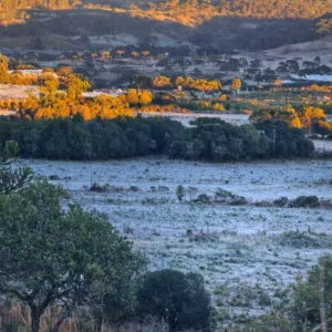 Frio continua em SC e Defesa Civil emite novo aviso para quarta-feira (13)