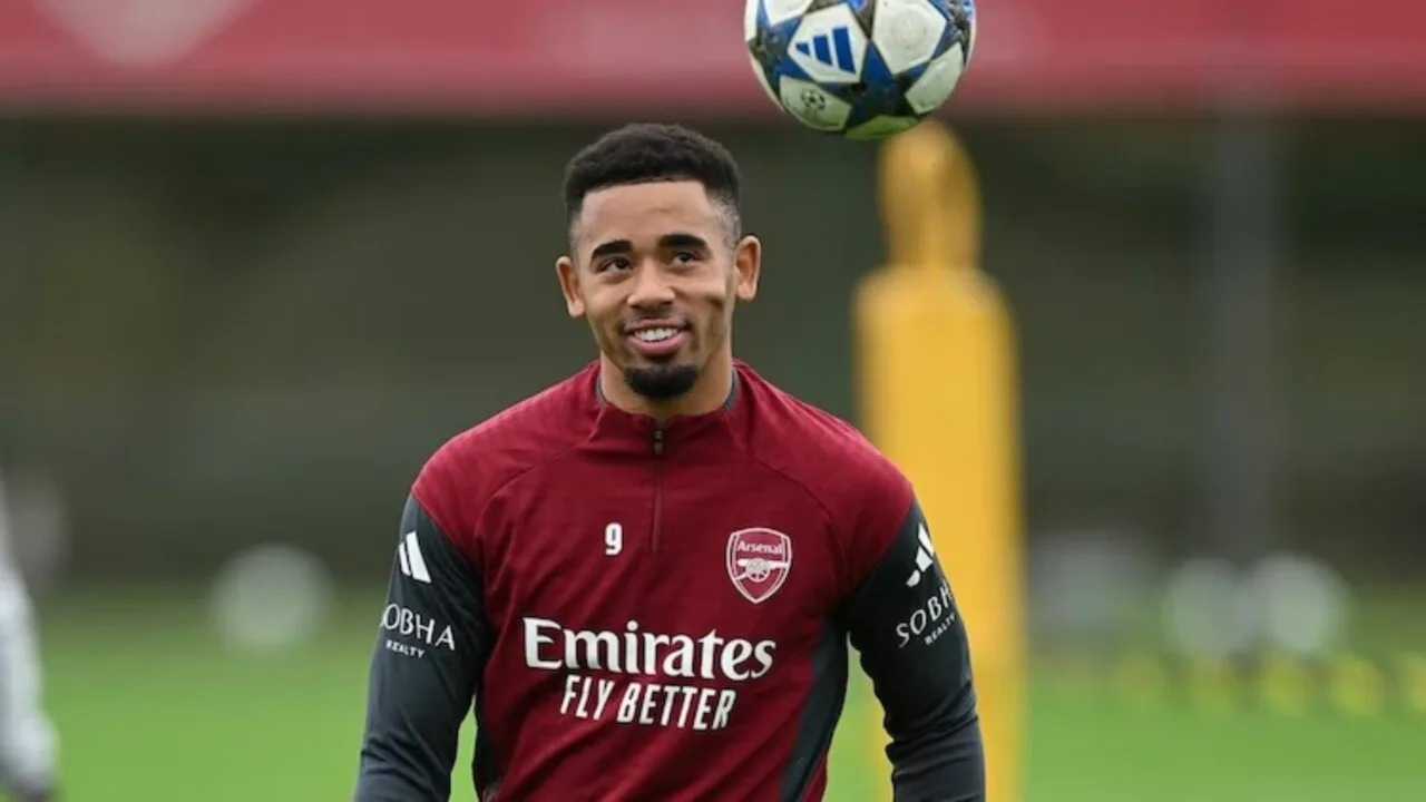 Gabriel Jesus entra para grupo histórico com título do Arsenal