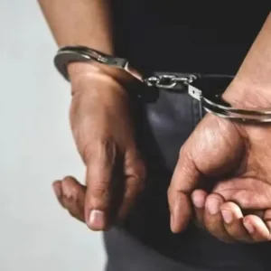 Homem é preso após agarrar criança no Terminal Rodoviário de Lages