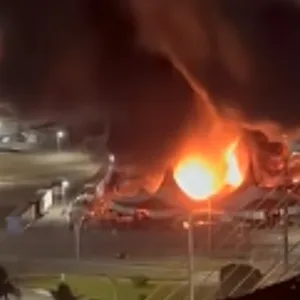 Incêndio destrói estrutura principal do Circo do Tirú