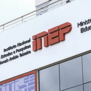 Inep abre vagas para certificadores do Enem com pagamento de até R$ 864