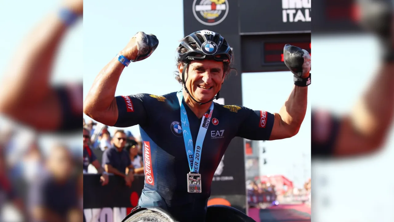 Morre Alex Zanardi, medalhista paralímpico e ex-piloto de Fórmula 1, aos 59 anos