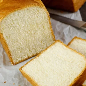 Nada de geladeira! Veja como fazer para guardar pães e mantê-los macios