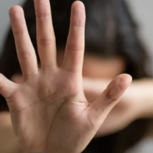PM de Santa Cecília prende dois homens por agressão e ameaça