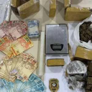 Polícia Civil prende suspeito e apreende mais de 5 kg de maconha em Curitibanos