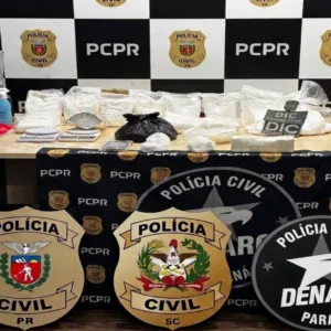 Polícia descobre laboratório de drogas em operação entre SC e PR