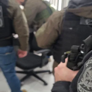 Policial penal é preso por suspeita de enviar drogas para o Presídio de Florianópolis | Foto: divulgação/ Polícia Penal 