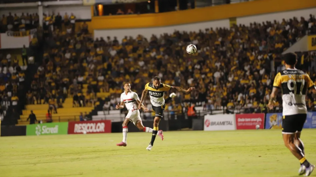 Recuperado, César Martins projeta sequência no Criciúma