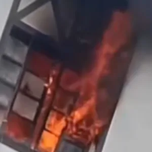 Residência pega fogo no Centro de Joinville | Foto: reprodução/redes sociais 
